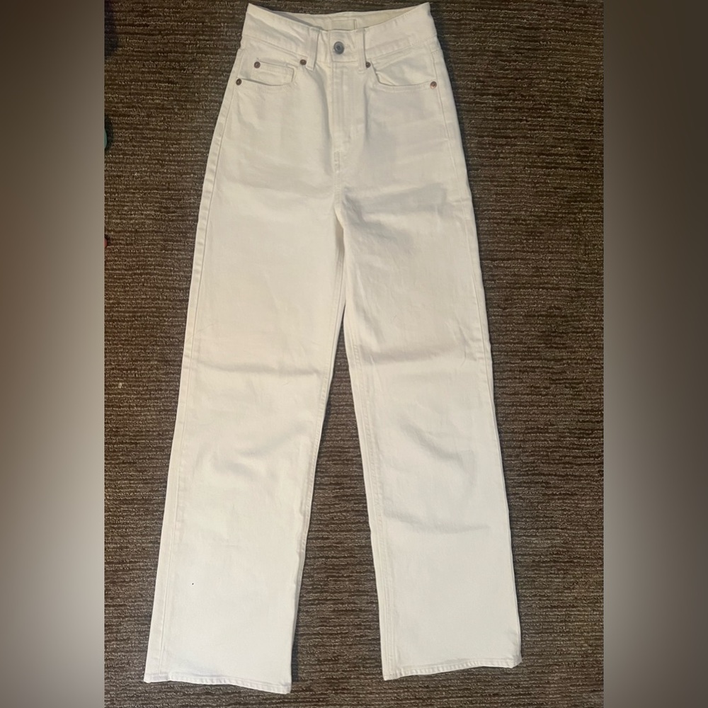 H&M white high rise jeans size 0